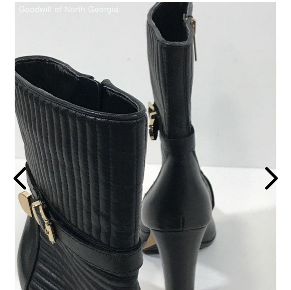 π VINCE CAMUTO SZ 10 LEATHER LIKE NEW BOOTS π - Picture 11 of 11